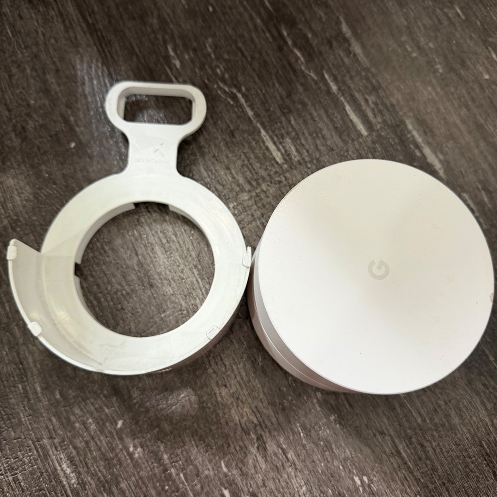 Google‎ Wifi AC-1304 Mesh Router MountGenie Wall Mount Bracket Bundle No Cord